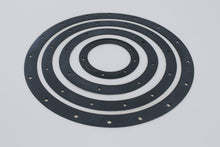 Lade das Bild in den Galerie-Viewer, Flanschdichtung DN 450 DIN 24154 Reihe 2 Teil 2 Perbunan Sh 70 ölbestandig 3,0mm

